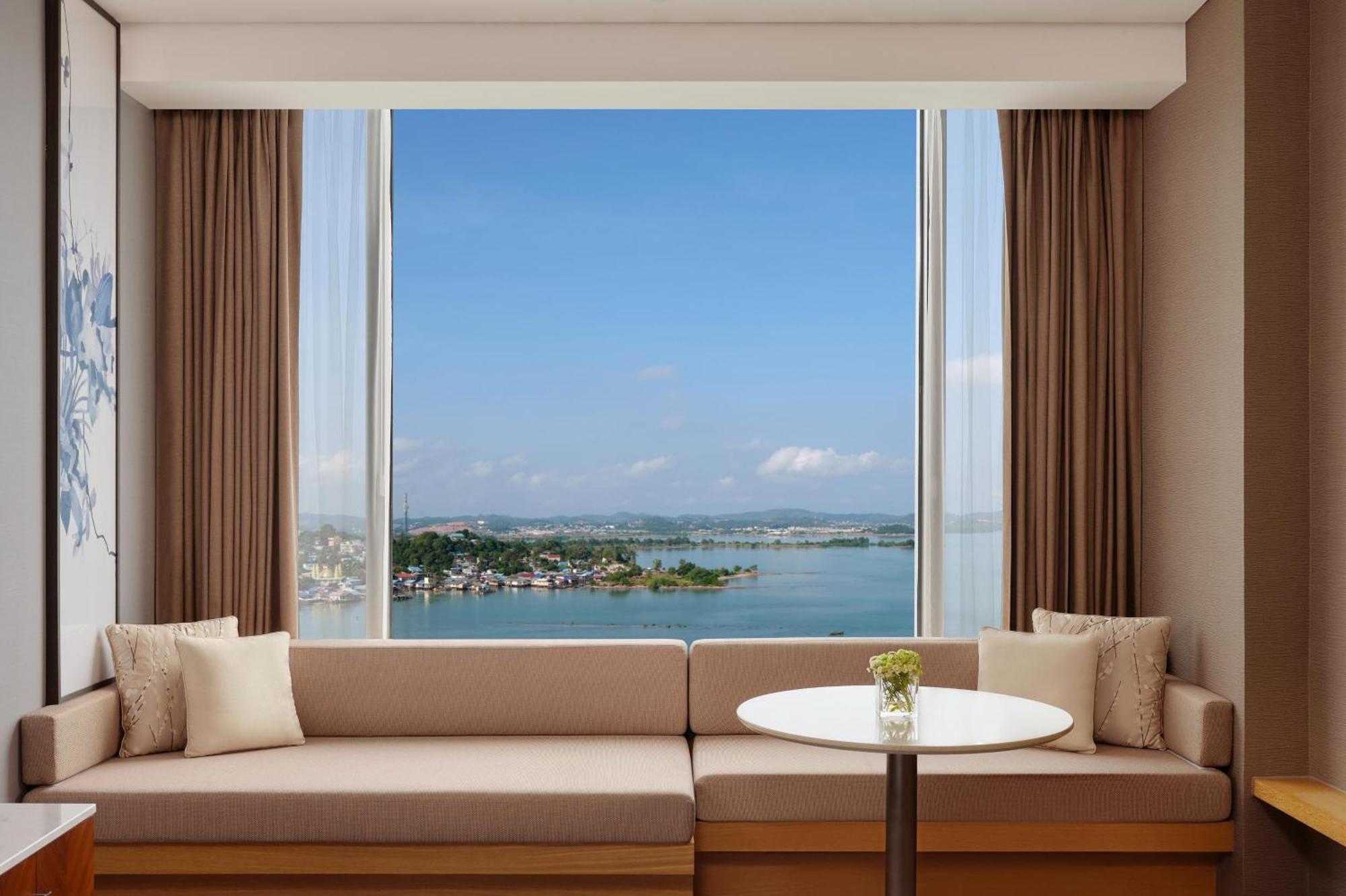 Batam Marriott Hotel Harbour Bay Nagoya Exterior foto